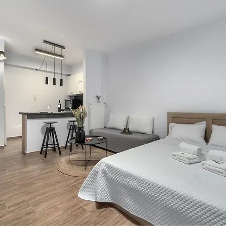 Roumi Apartment